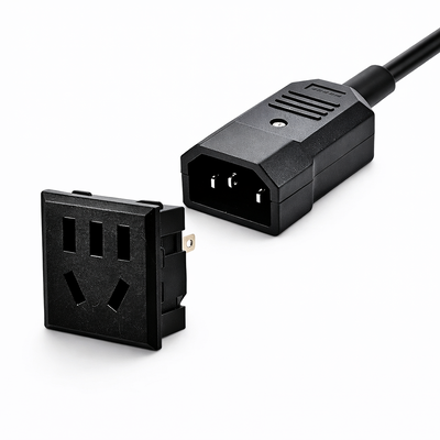 Presa di alimentazione CA IEC 60320 10 A 1500 V Montaggio a pannello per sistemi UPS